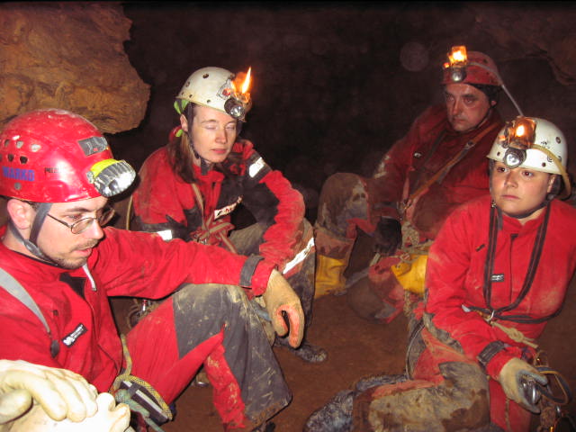 Jama S. treh kraljev